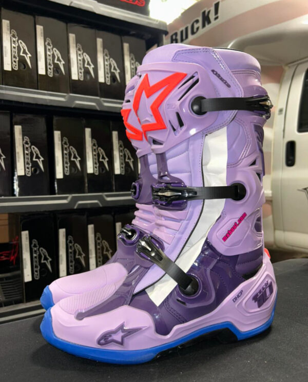 Brand New Tech 10 "Laser" Boot